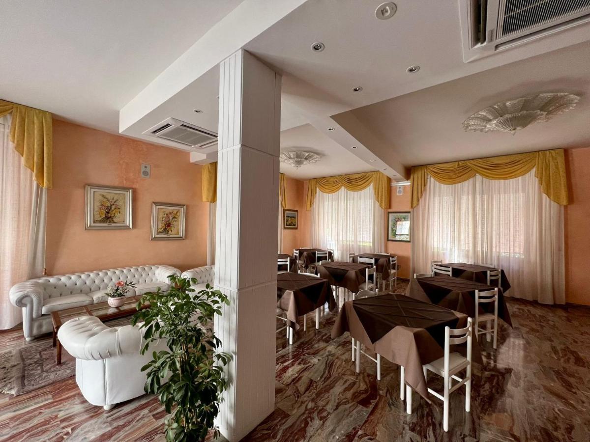 Hotel Marvin Sant'Albino Екстер'єр фото