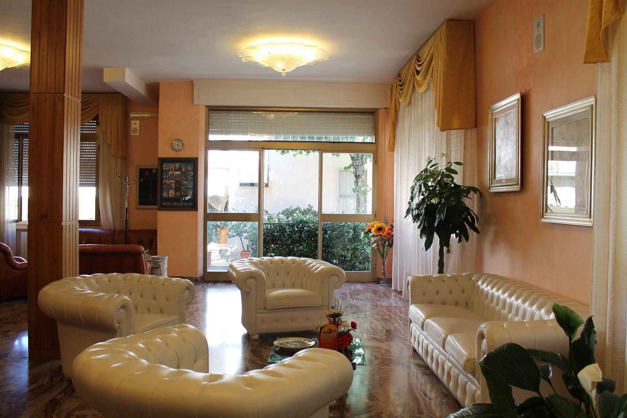 Hotel Marvin Sant'Albino Екстер'єр фото